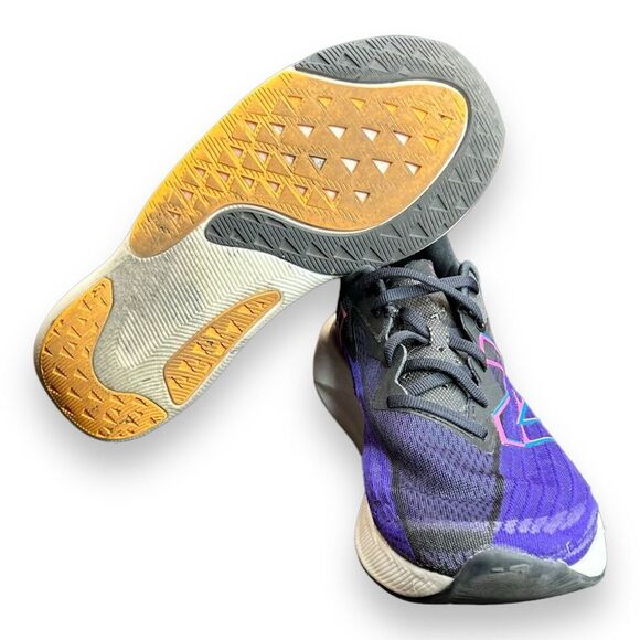 New‎ Balance Fuel Cell Rebel V2 Running  Womens Size 8B Sneakers Athletic Shoes - Picture 7 of 8
